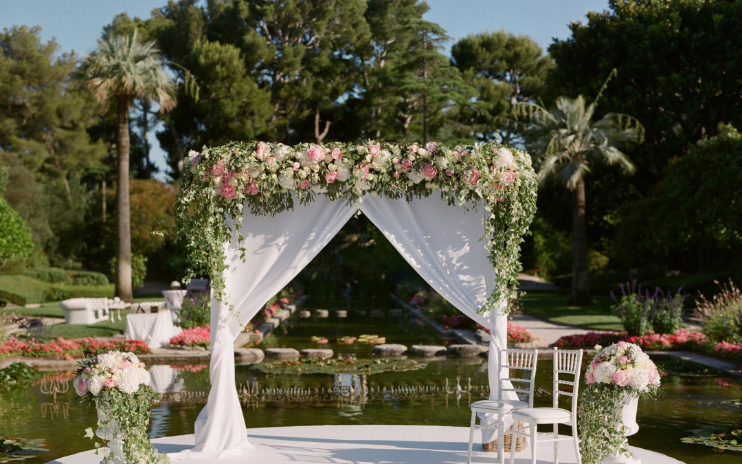 This Glamorous French Riviera Wedding Is A Feast for the Eyes!